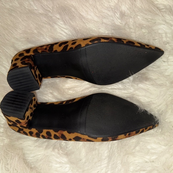 SHEIN Leopard Chunky Heel Pump - Picture 4 of 5